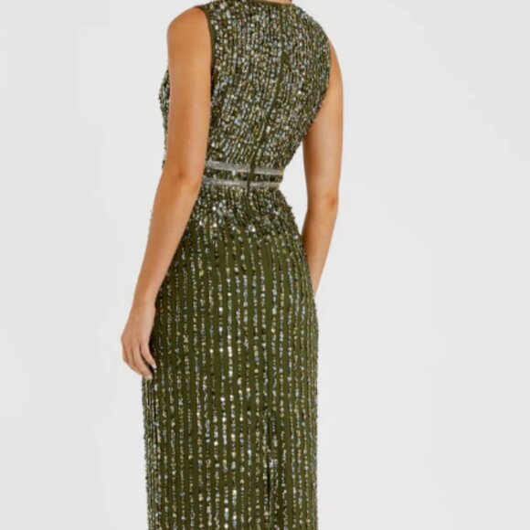 MAC DUGGAL 93602 SEQUINED HIGH NECK SLEEVELESS COLUMN GOWN sz 2 - Picture 6 of 8